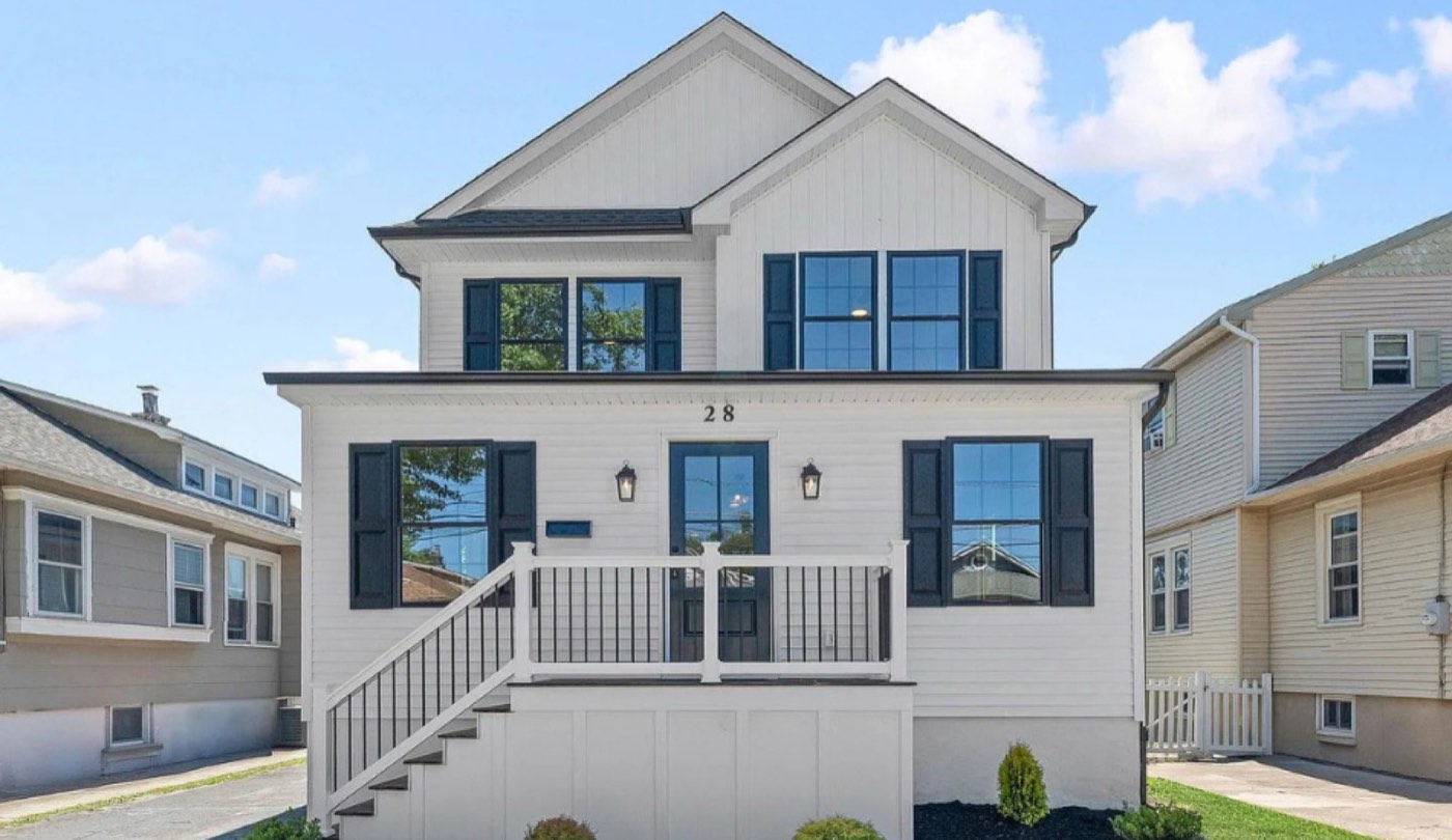 Bungalow-to-two-story rebuild, Audubon