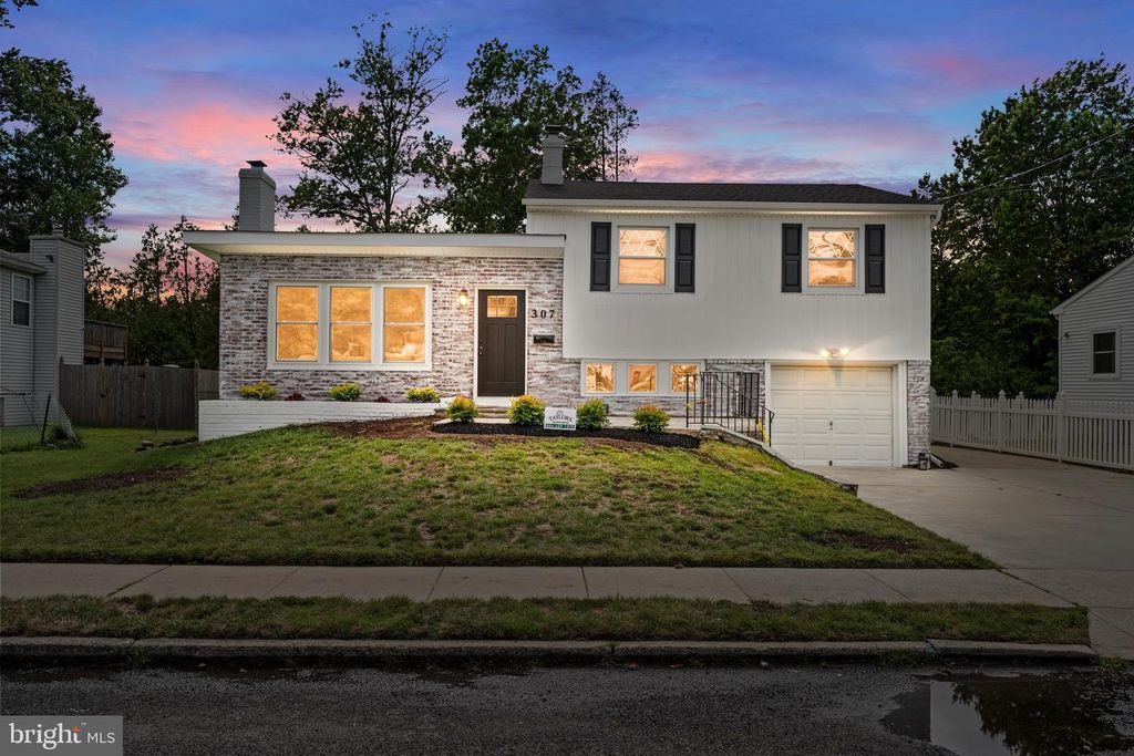 307 Gloucester Ave, Somerdale, NJ