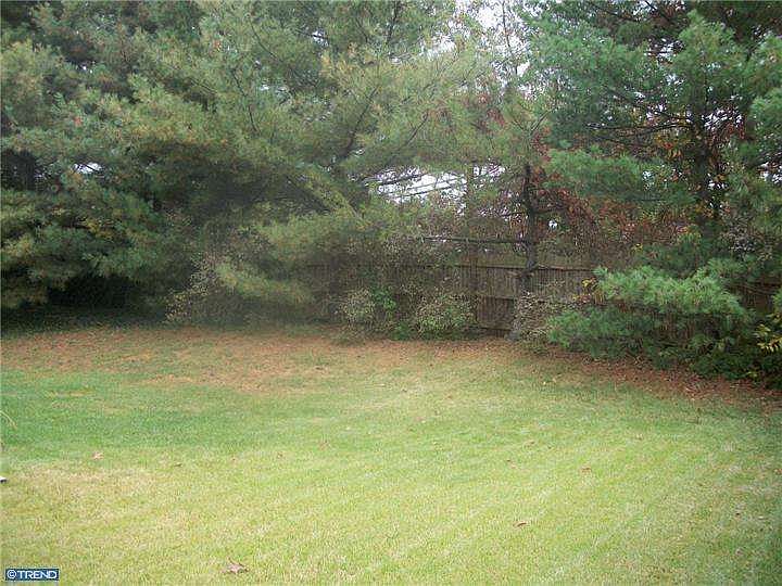 8 Winterset Ln, Marlton, NJ